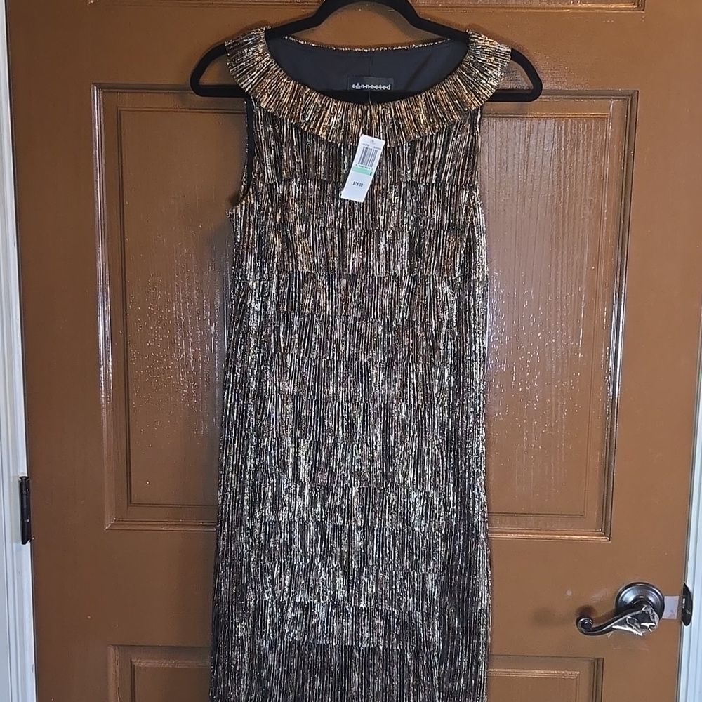 Connected-Shimmery sleeveless fitted layered gold/blk dress Sz 8 NWT.